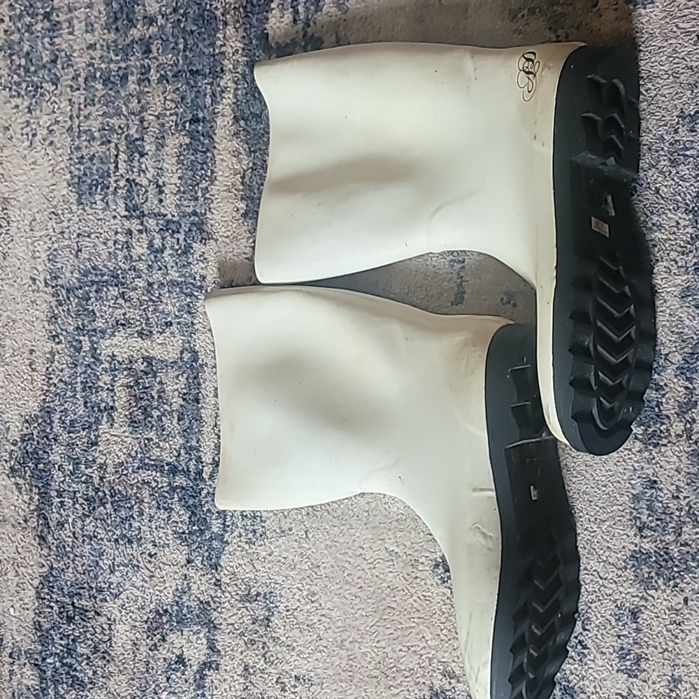 White Rainboots